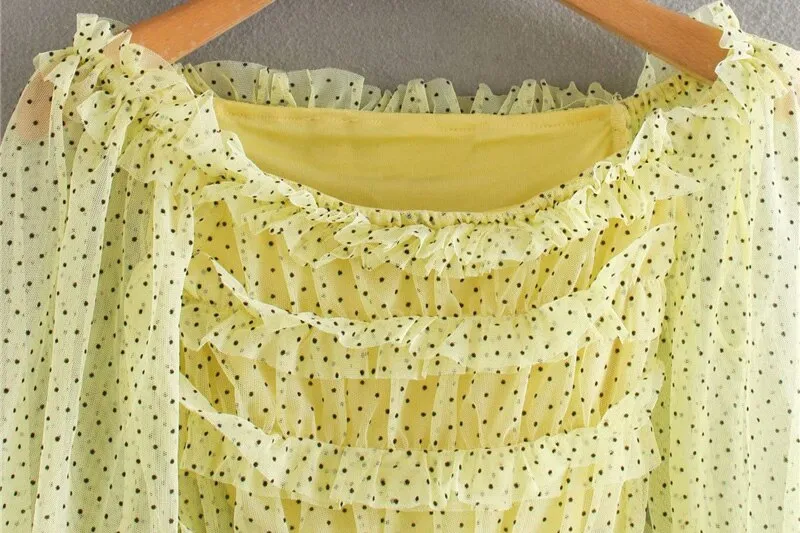 CROPPED RUFFLED BLOUSE