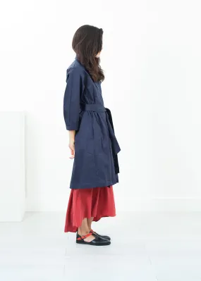 Sateen Trench in Navy - A Stylish and Fashionable Choice