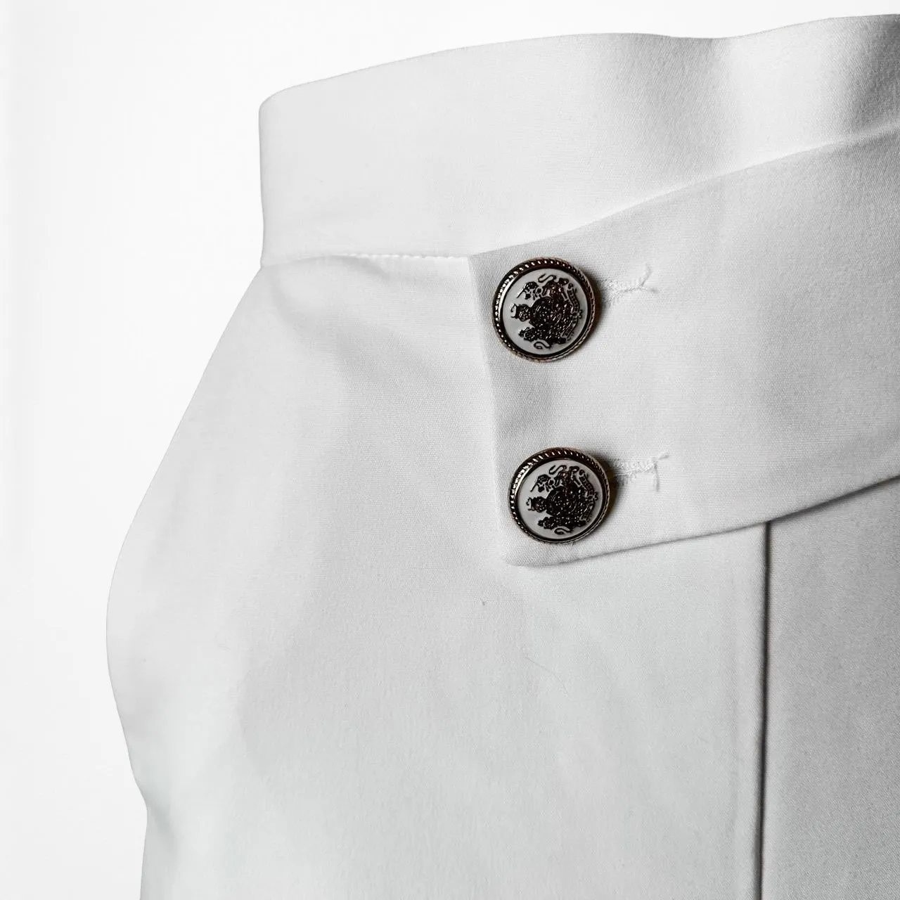 Zara White Button Detail Straight Leg Cropped Petite Pants Trousers Size XS